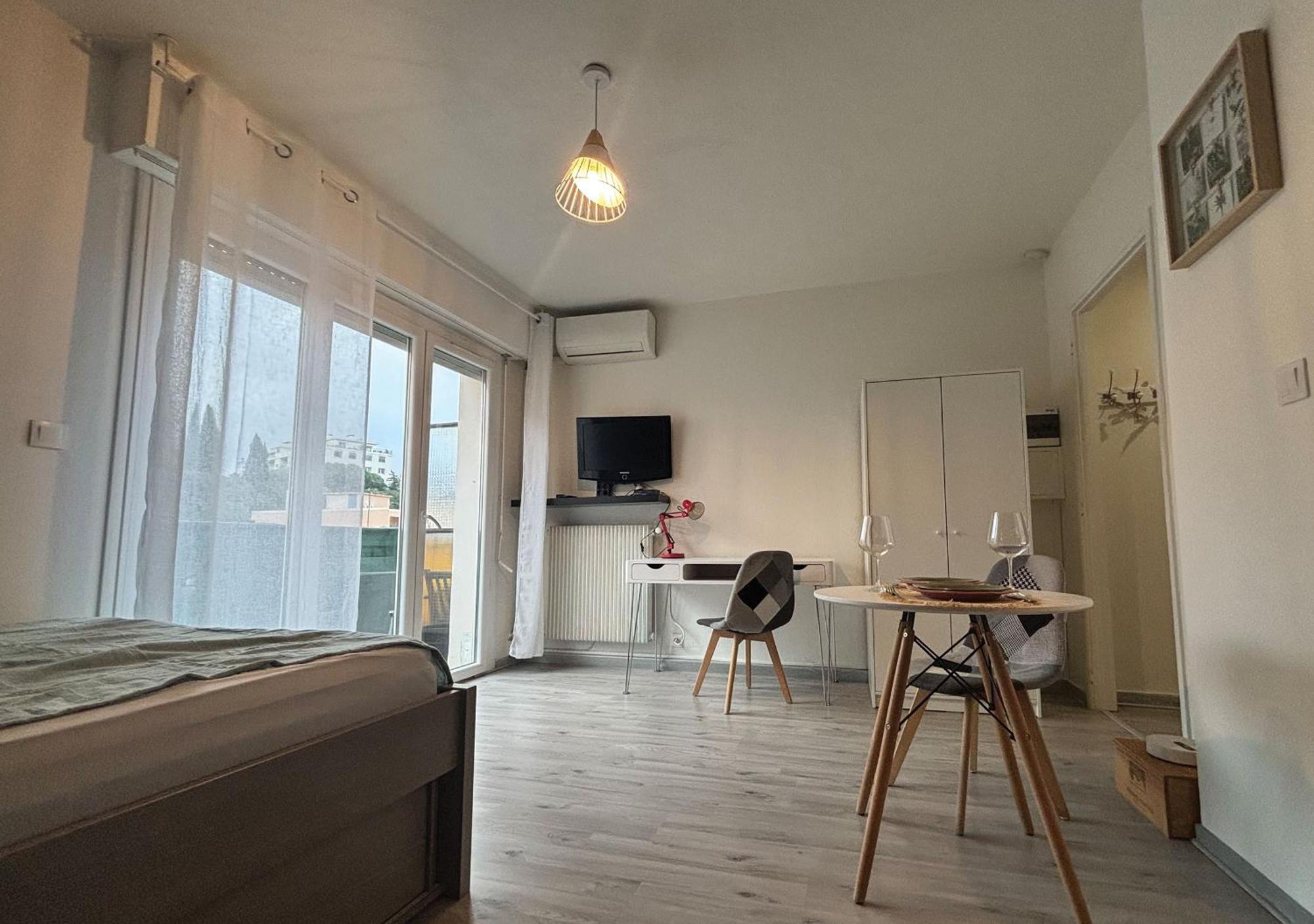 Charming Studio In Nice 2-Min Walk To The Sea Bagian luar foto